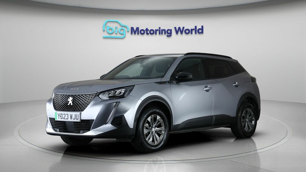 Peugeot e-2008 Active Premium Grey #3