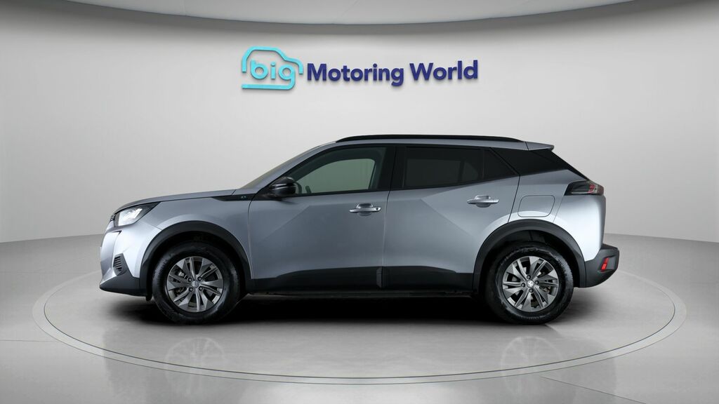 Peugeot e-2008 Active Premium Grey #4