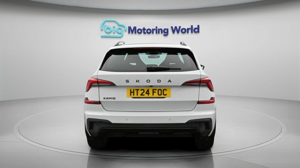 Skoda Kamiq Monte Carlo White #6