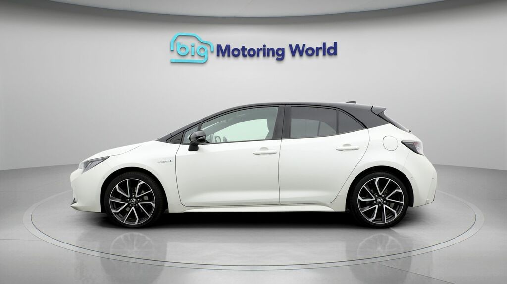 Toyota Corolla Excel Black #4