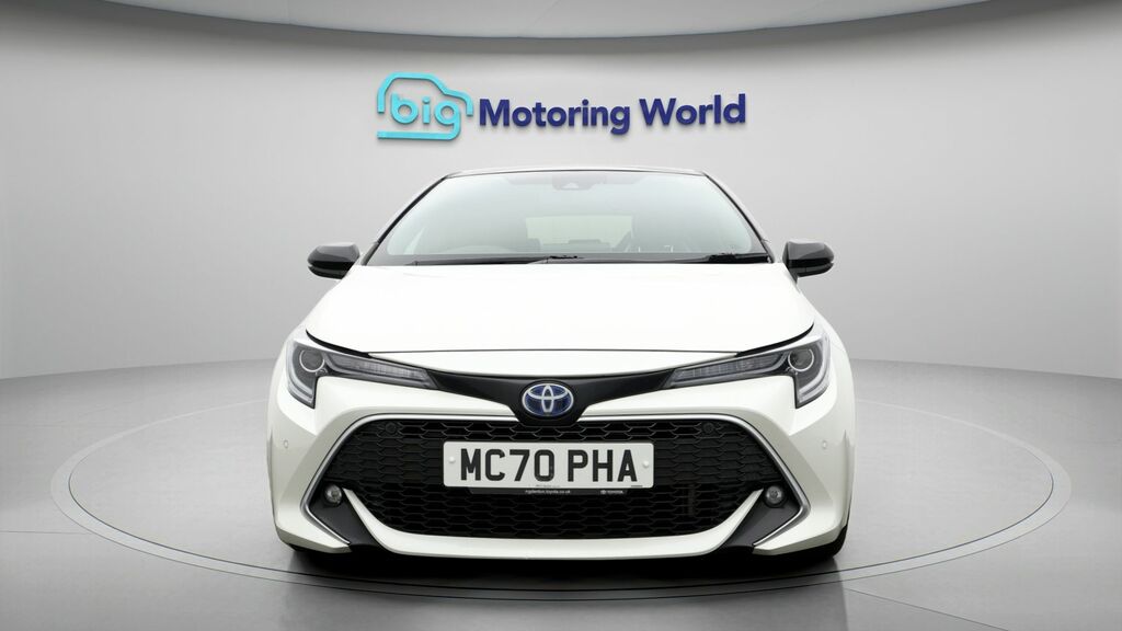 Toyota Corolla Excel Black #2