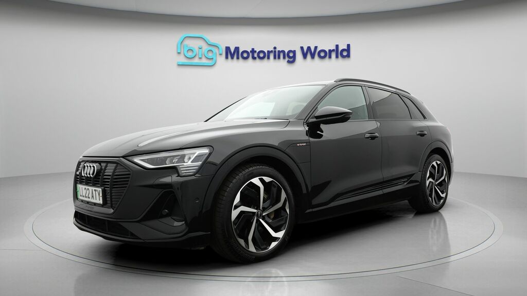 Audi E-tron Black Edition LL22ATY Black #3