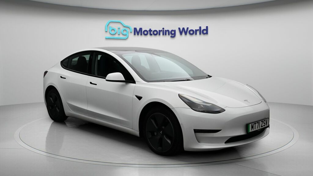 Tesla Model 3 Long Range White