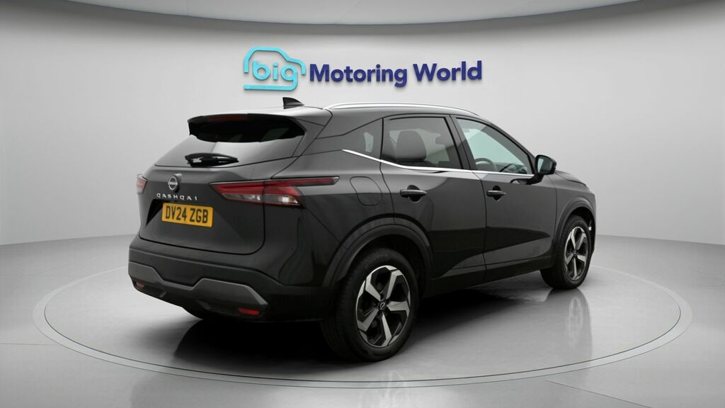 Nissan Qashqai 1.3 Dig-t Mh 158 Tekna Xtronic Green #7