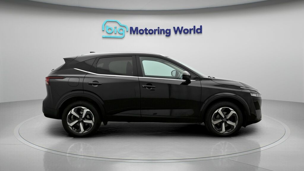 Nissan Qashqai 1.3 Dig-t Mh 158 Tekna Xtronic Green #8