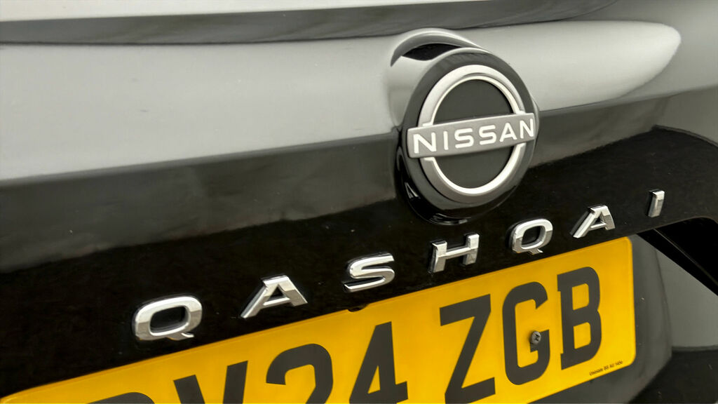 Nissan Qashqai 1.3 Dig-t Mh 158 Tekna Xtronic Green #19