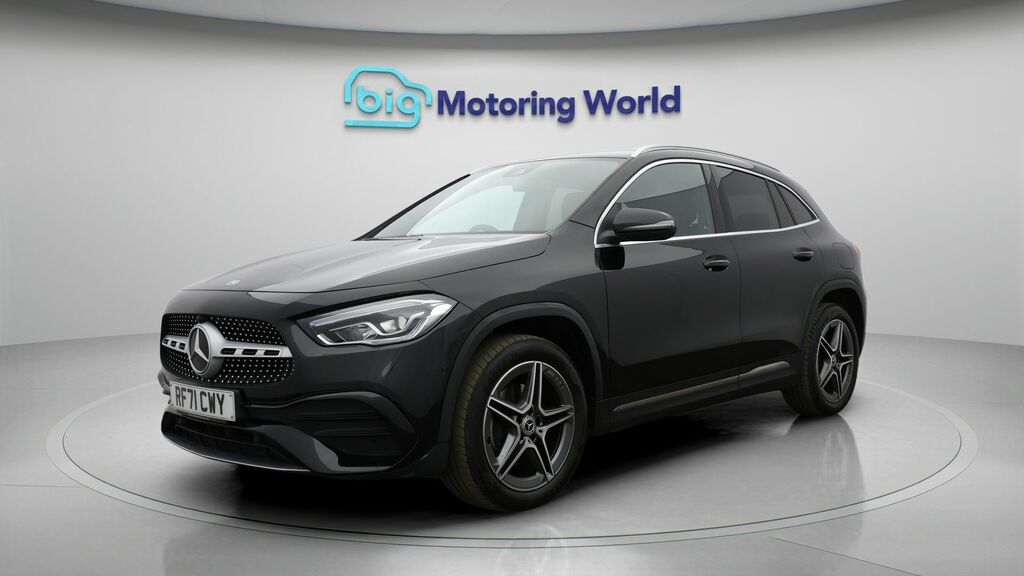 Mercedes-Benz GLA Class Exclusive Edition RF71CWY Black #3