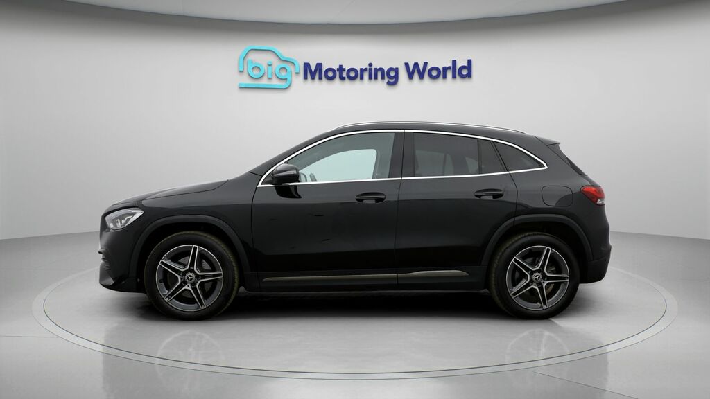 Mercedes-Benz GLA Class Exclusive Edition RF71CWY Black #4