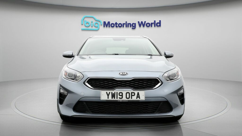 Kia Ceed 3 Silver #2