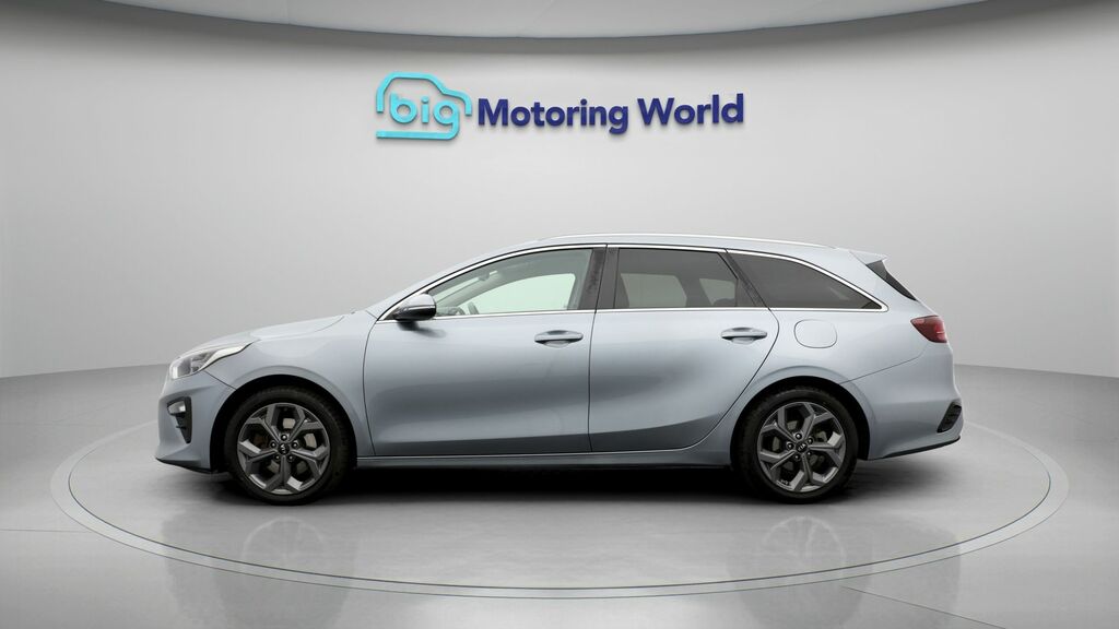 Kia Ceed 3 Silver #4