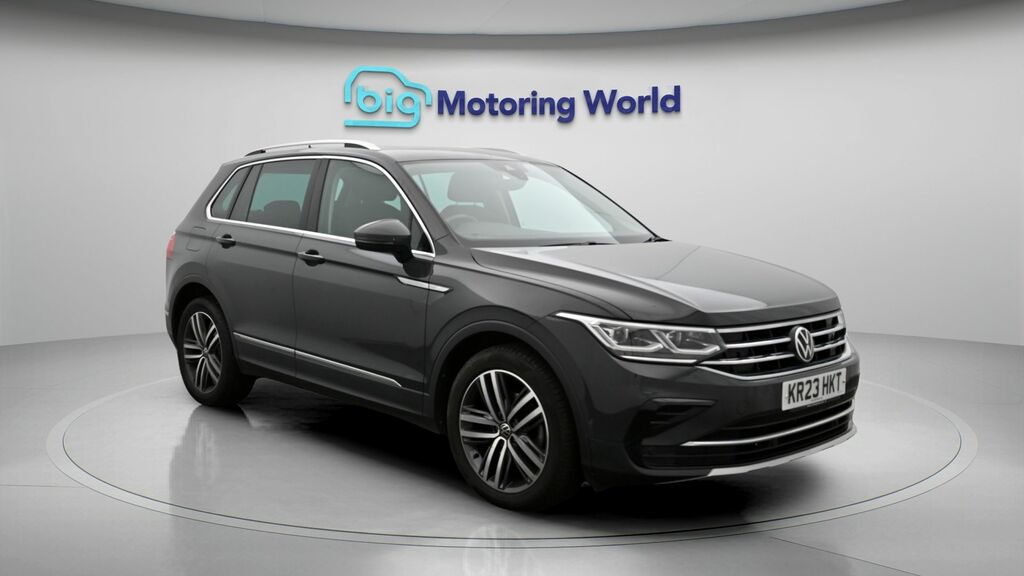 Volkswagen Tiguan Elegance Grey