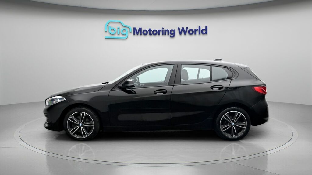 BMW 1 Series Sport Black #4