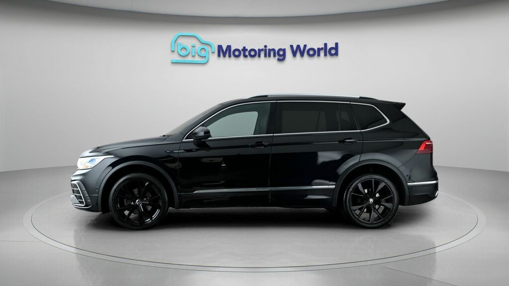 Volkswagen Tiguan Allspace R-line PY22KFG Black #4