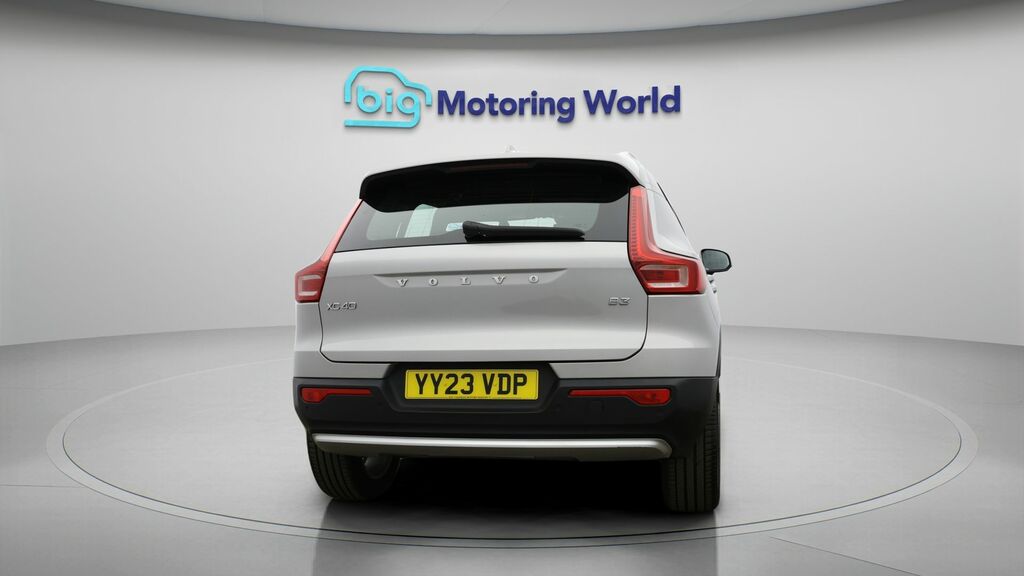 Volvo XC40 Core YY23VDP Silver #6