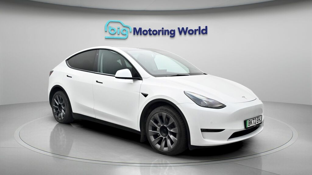 Tesla Model Y Long Range BK72EHJ White