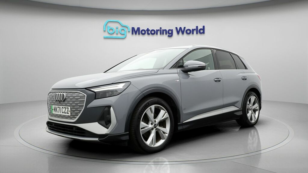 Audi Q4 E Tron S Line MK71CZZ Grey #3