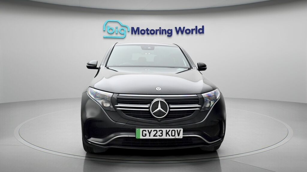 Mercedes-Benz EQC Amg Line Black #2
