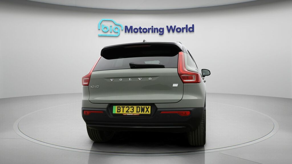 Volvo XC40 Ultimate BT23DWX Green #6