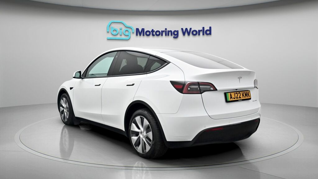 Tesla Model Y Long Range AJ22KMK White #5