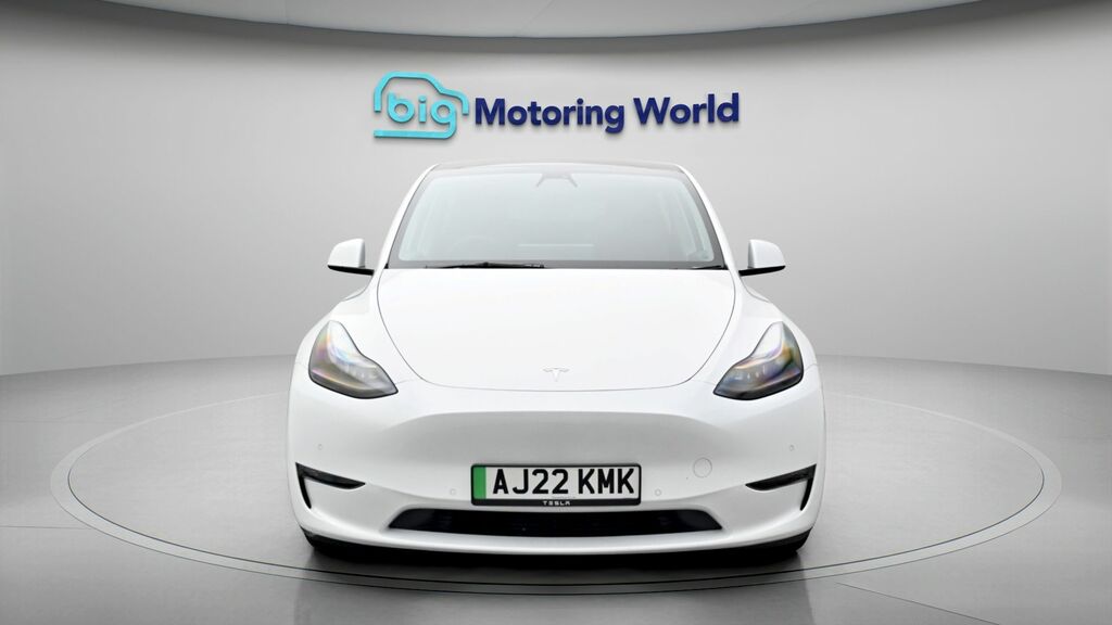 Tesla Model Y Long Range AJ22KMK White #2