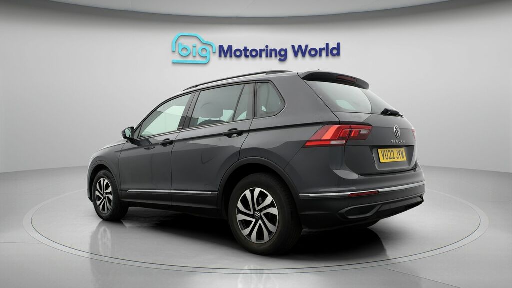 Volkswagen Tiguan Active VU22JYW Grey #5