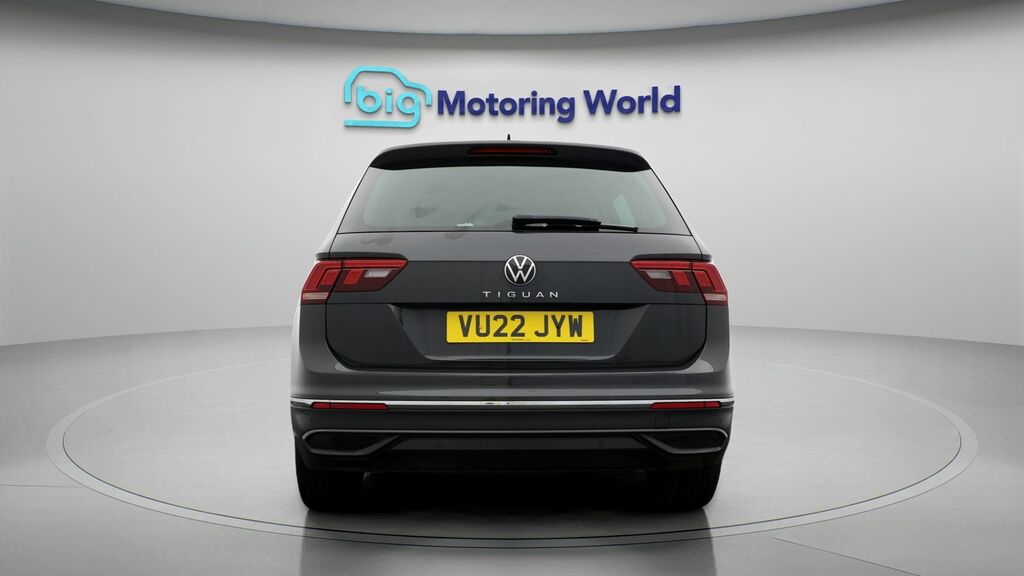 Volkswagen Tiguan Active VU22JYW Grey #6