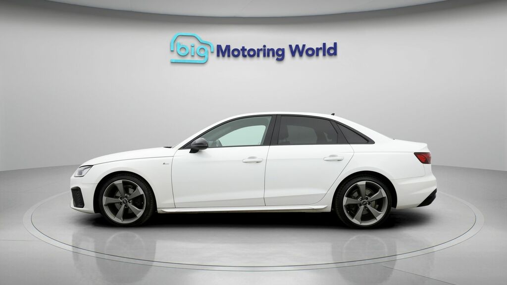 Audi A4 Black Edition WP21MWO White #4
