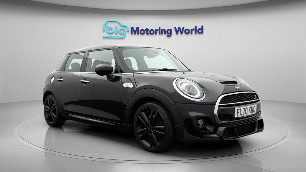 Mini Hatch Cooper S Sport Black
