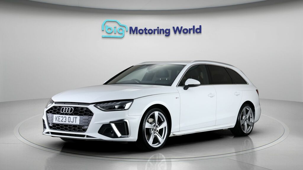 Audi A4 Avant S Line KE23OJT White #3