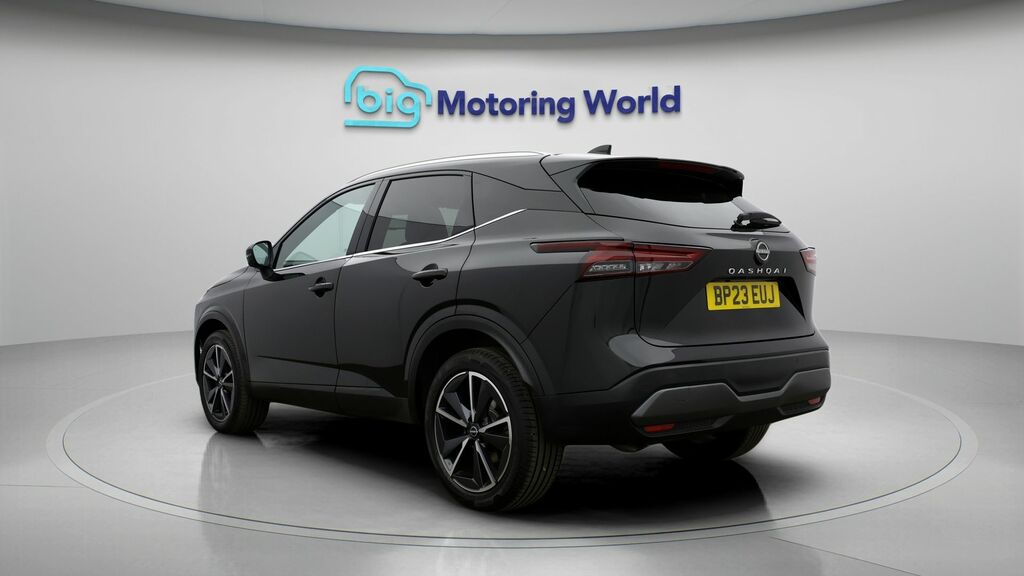 Nissan Qashqai Tekna Black #5