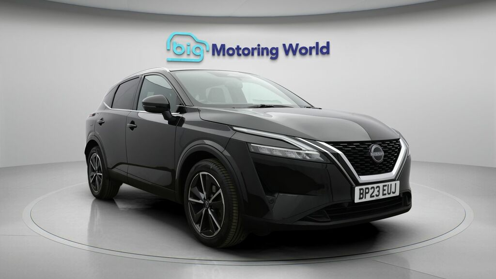 Nissan Qashqai Tekna Black