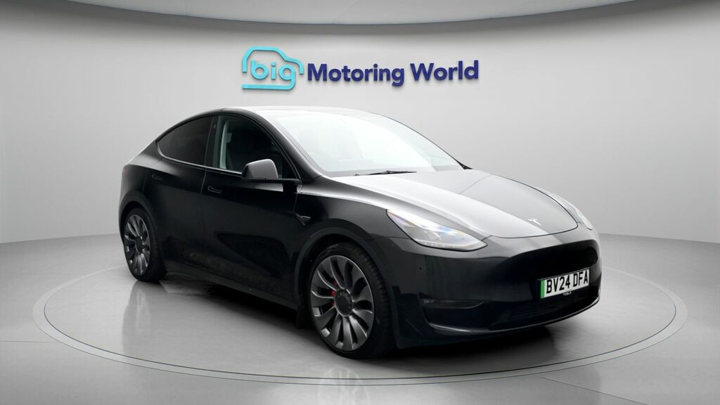 Tesla Model Y Performance Black