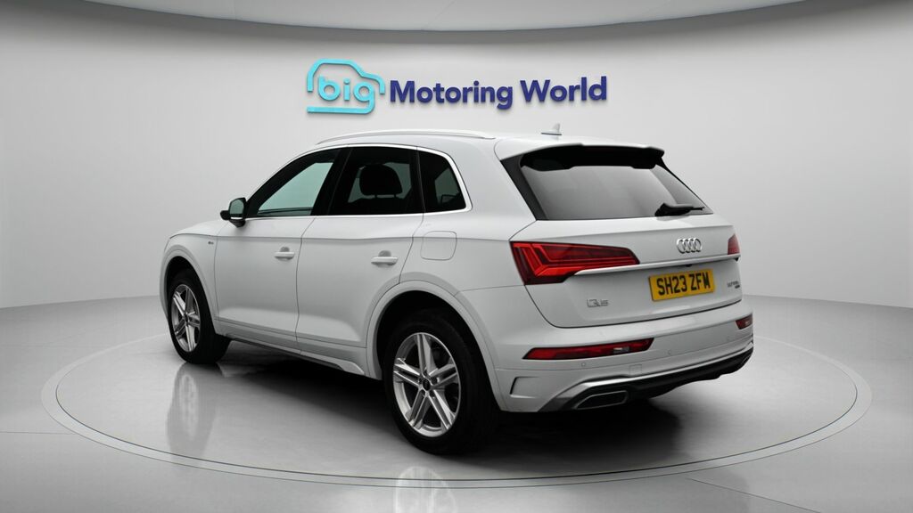 Audi Q5 S Line SH23ZFM White #5