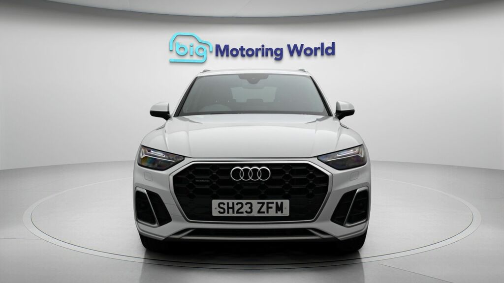 Audi Q5 S Line SH23ZFM White #2