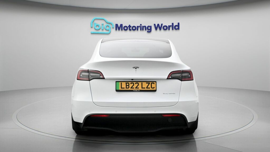 Tesla Model Y Long Range LB22LZC White #6