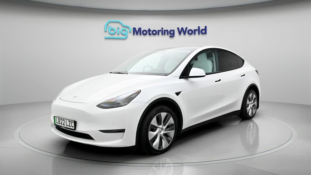 Tesla Model Y Long Range LB22LZC White #3