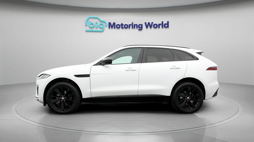 Jaguar F-Pace R-dynamic Black AV72OSA White #4