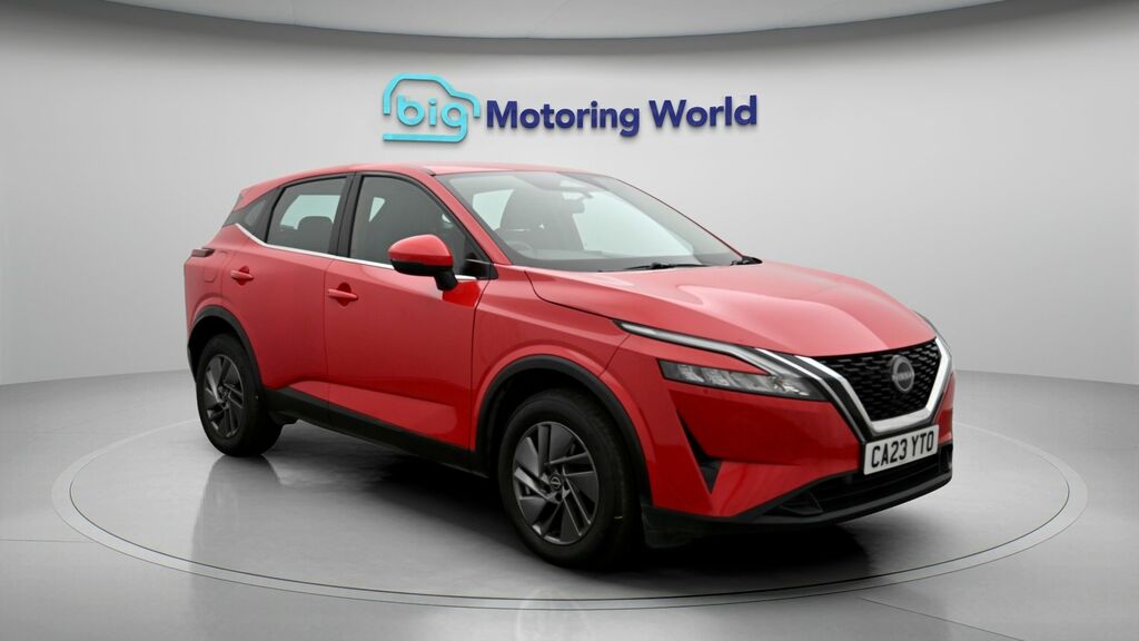 Nissan Qashqai Acenta Premium Red