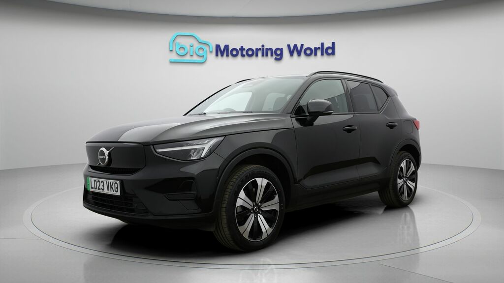 Volvo XC40 Core Black #3