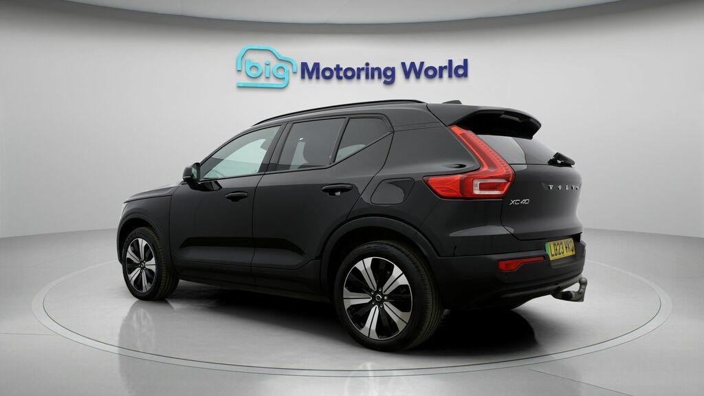 Volvo XC40 Core Black #5
