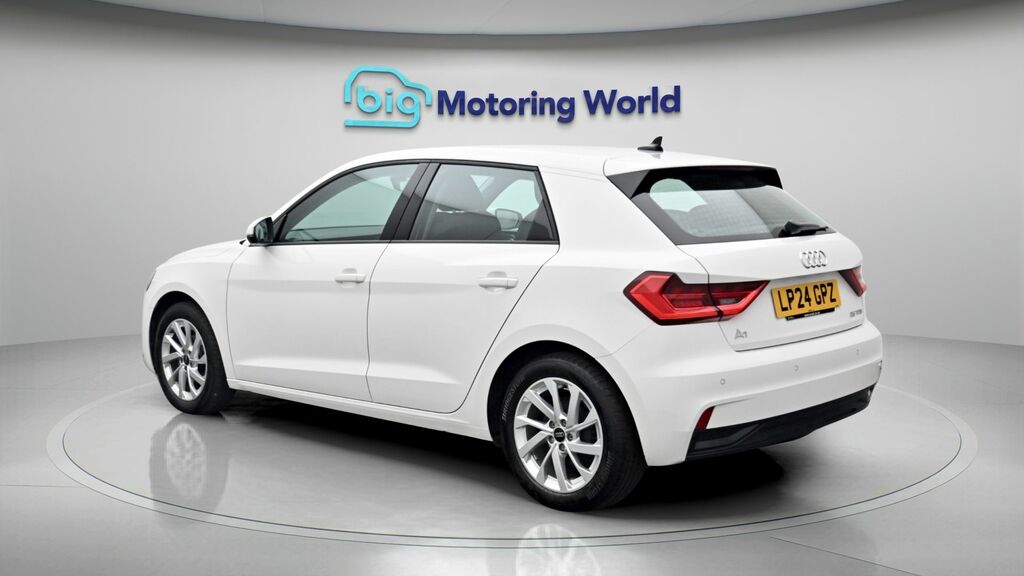 Audi A1 Sport White #5