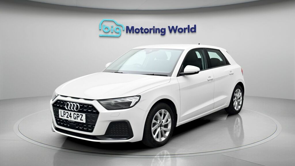 Audi A1 Sport White #3
