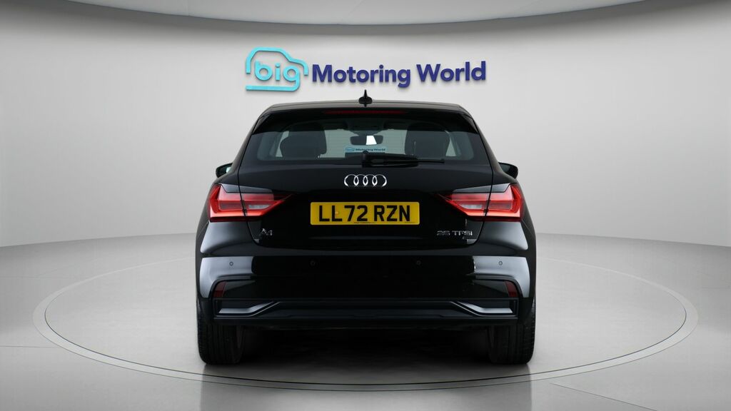 Audi A1 Sport Black #6