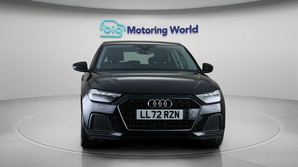 Audi A1 Sport Black #2