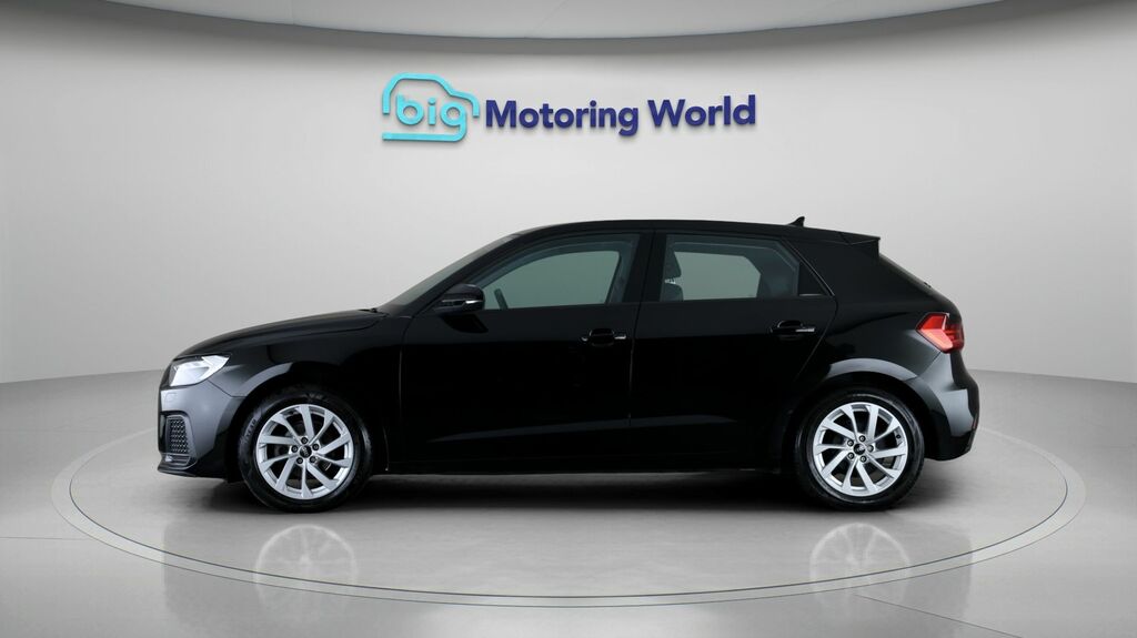 Audi A1 Sport Black #4