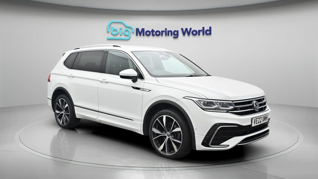 Volkswagen Tiguan Allspace R-line White
