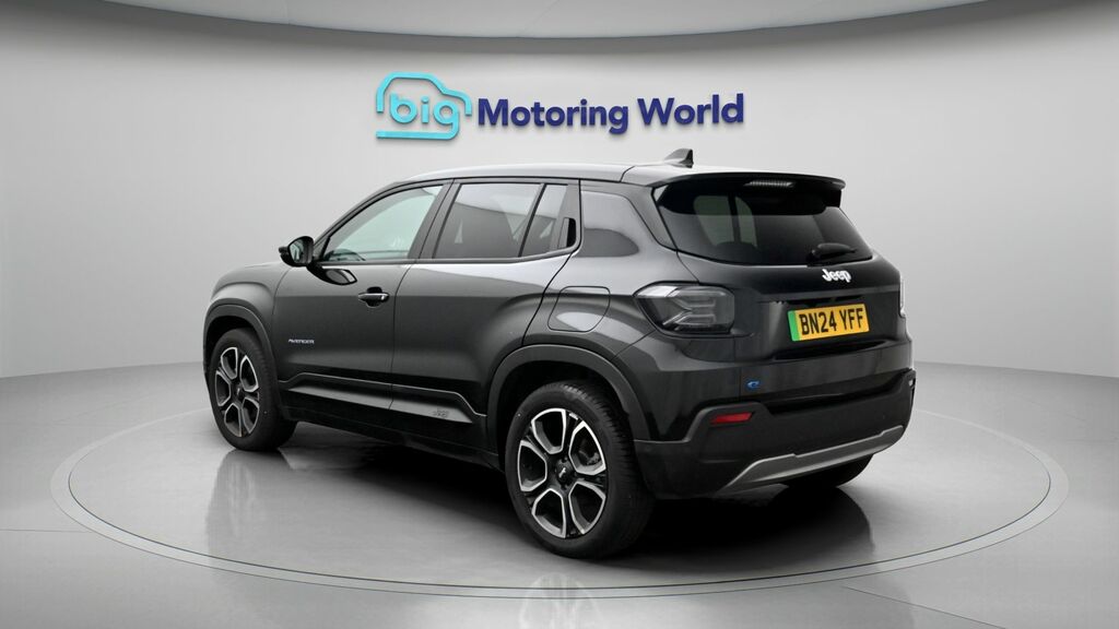 Jeep Avenger Summit Black #5
