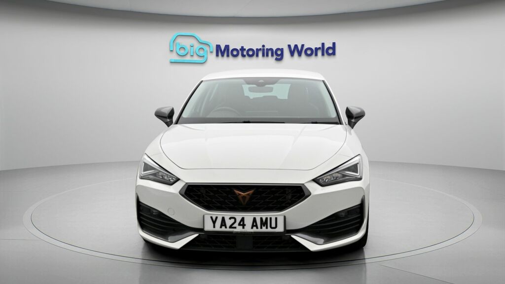Cupra Leon V1 White #2