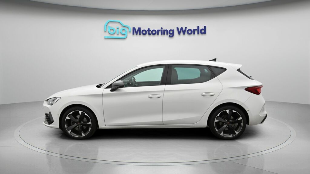 Cupra Leon V1 White #4