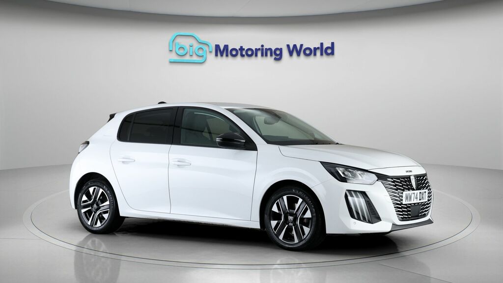 Peugeot 208 Allure White